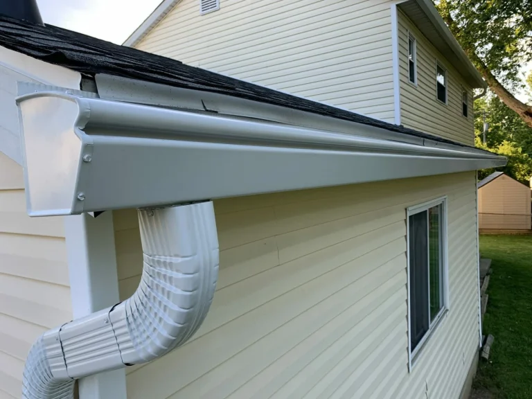 average cost to install gutters
